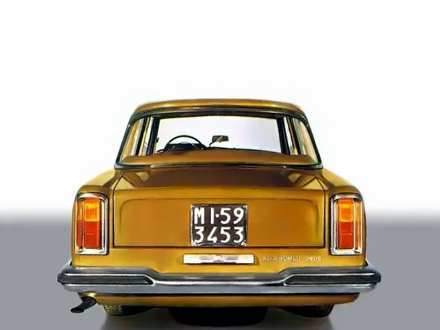 Alfa Romeo 2600 I Седан Berlina — photo 4