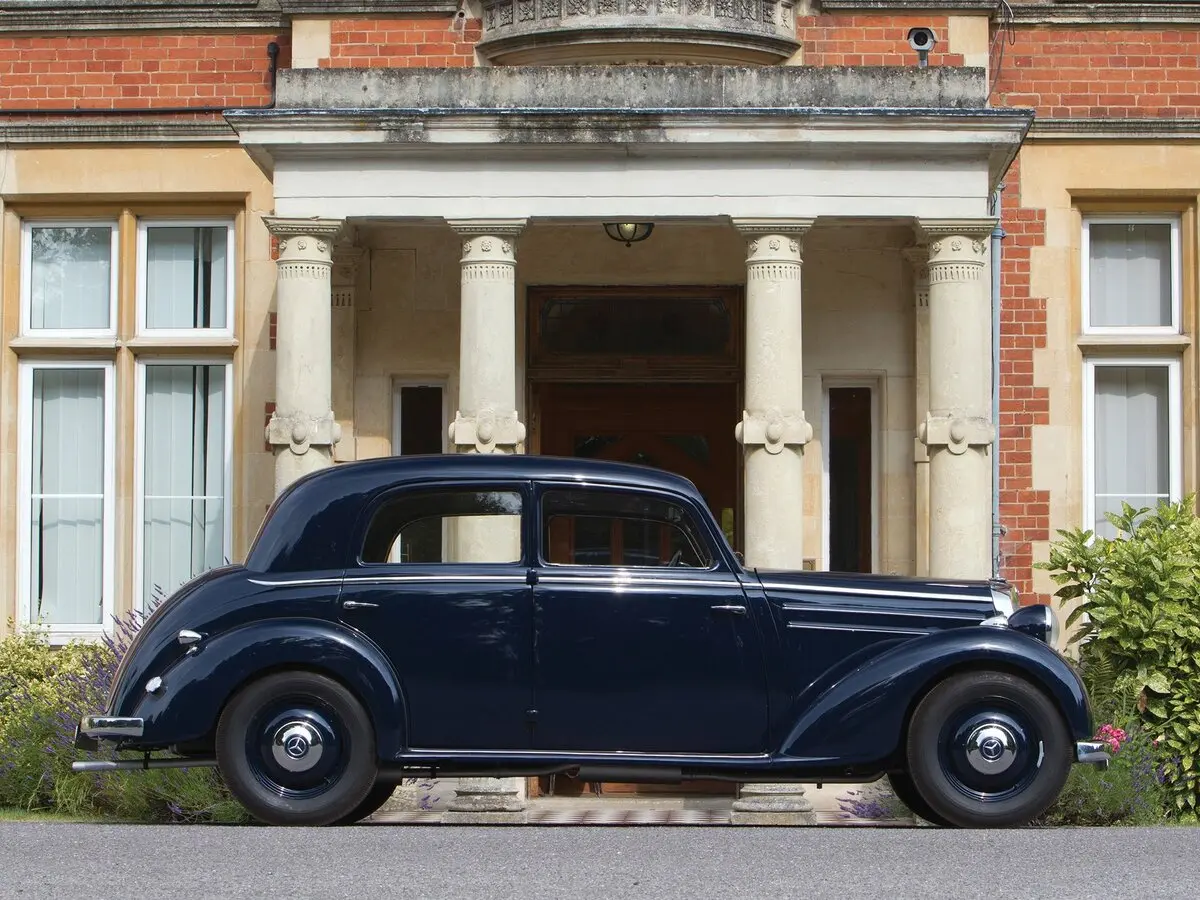 Mercedes-Benz W136 1936 – 1955 Седан — сүрөт 2