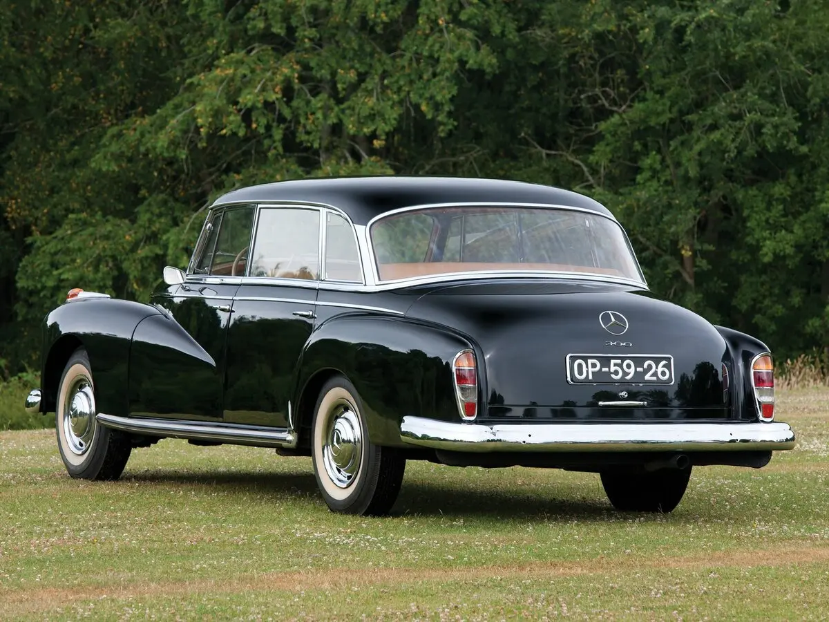 Mercedes-Benz W189 1957 – 1962 Седан — сүрөт 5