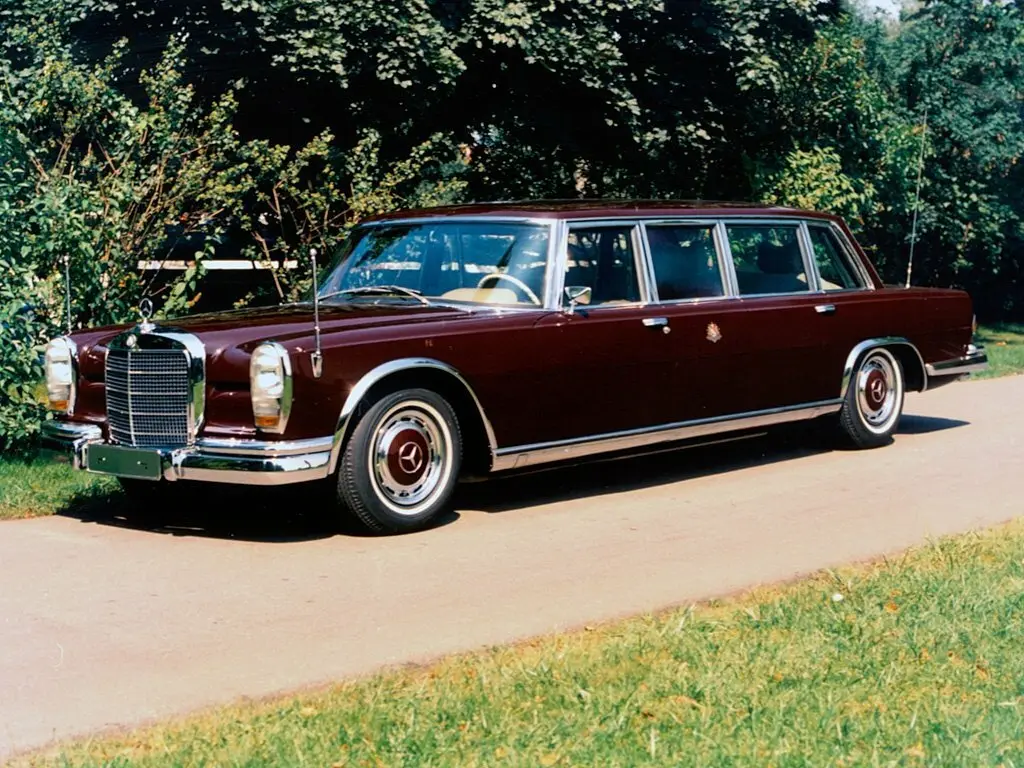 Mercedes-Benz W100 1964 – 1981 Седан Pullman