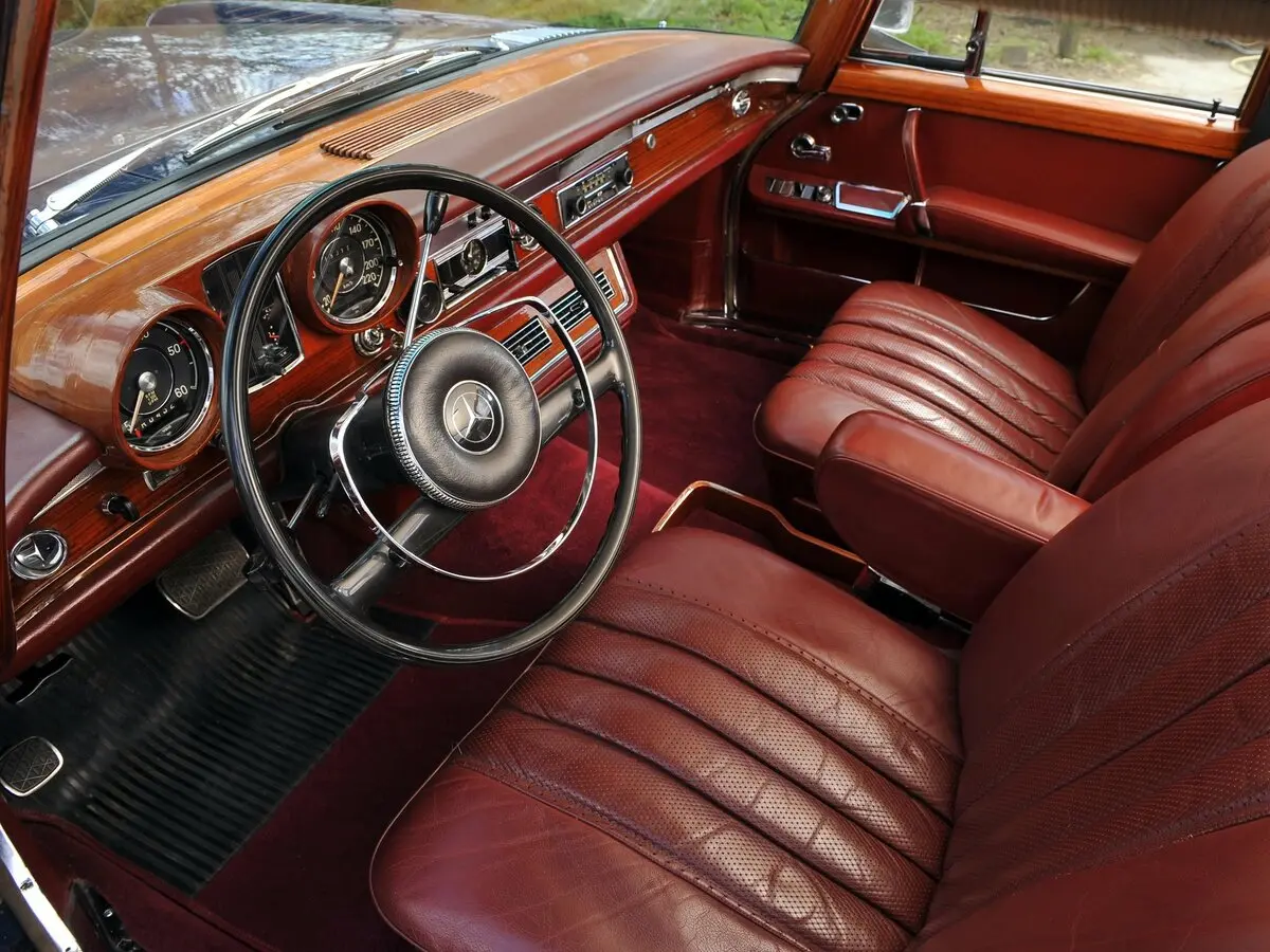 Mercedes-Benz W100 1964 – 1981 Седан — 照片 5