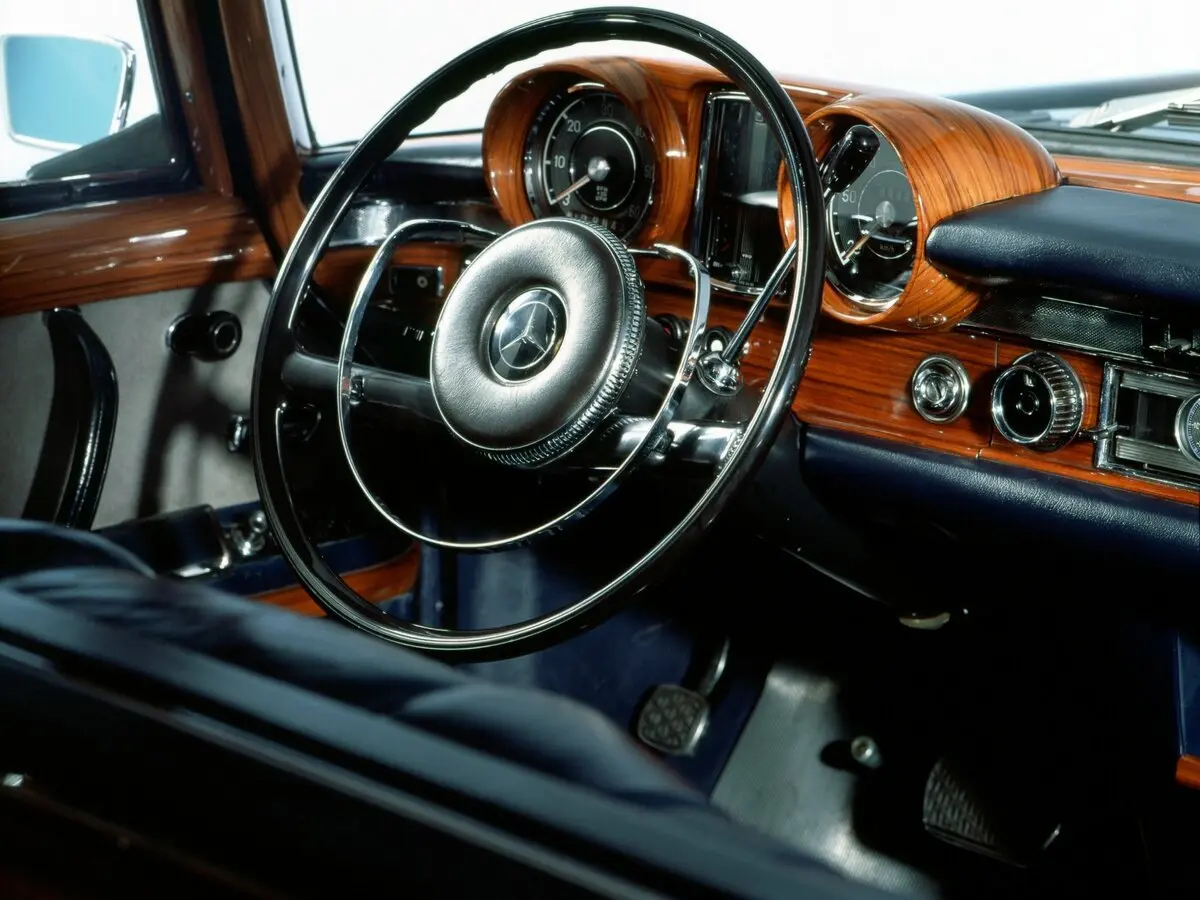Mercedes-Benz W100 1964 – 1981 Седан — 照片 6