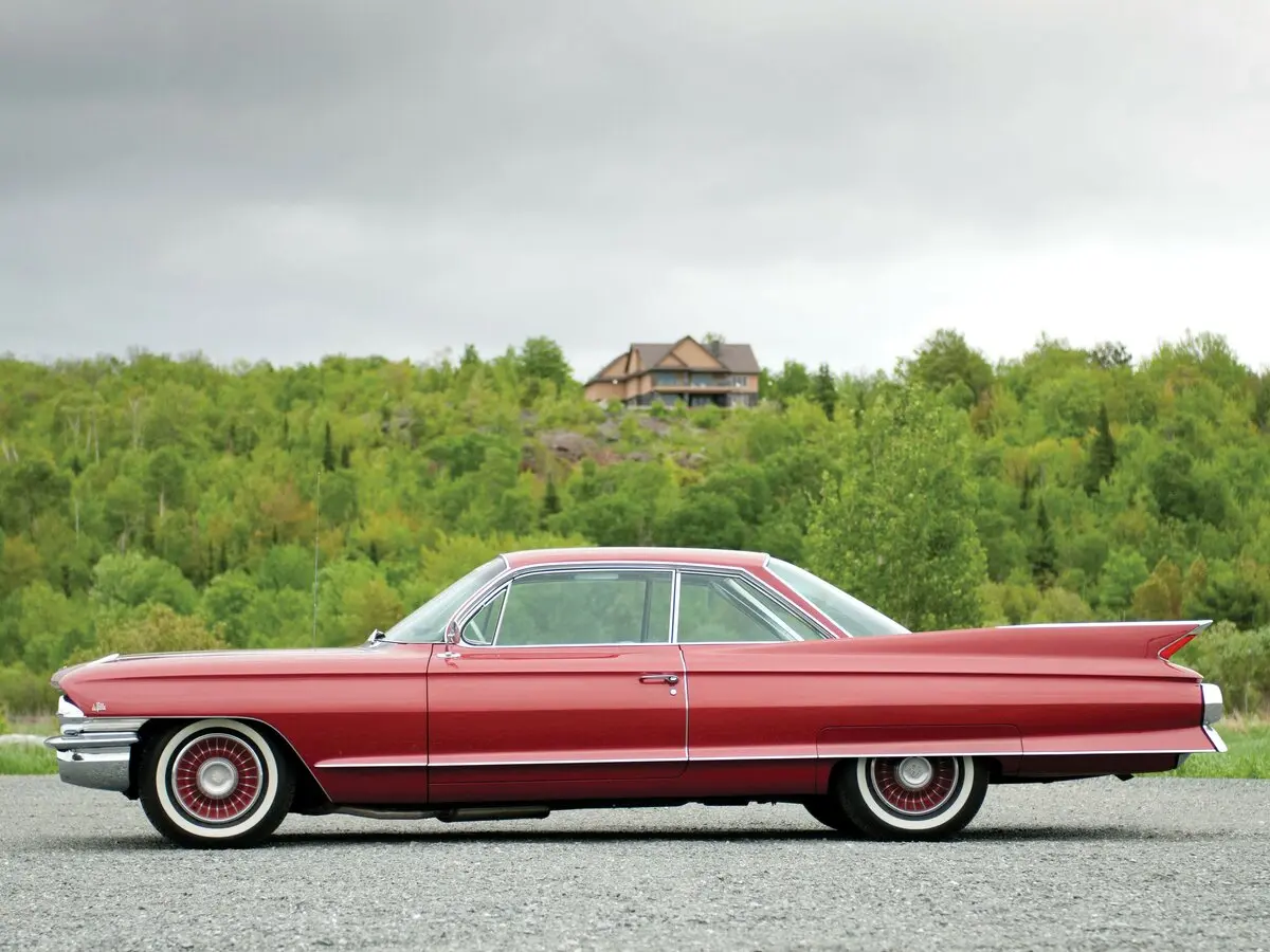 Cadillac DeVille II Купе — сүрөт 2