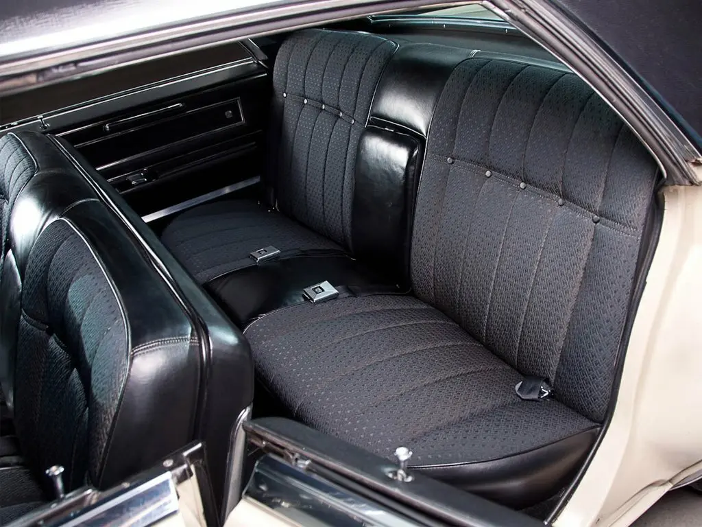 Cadillac DeVille III Седан — photo 9