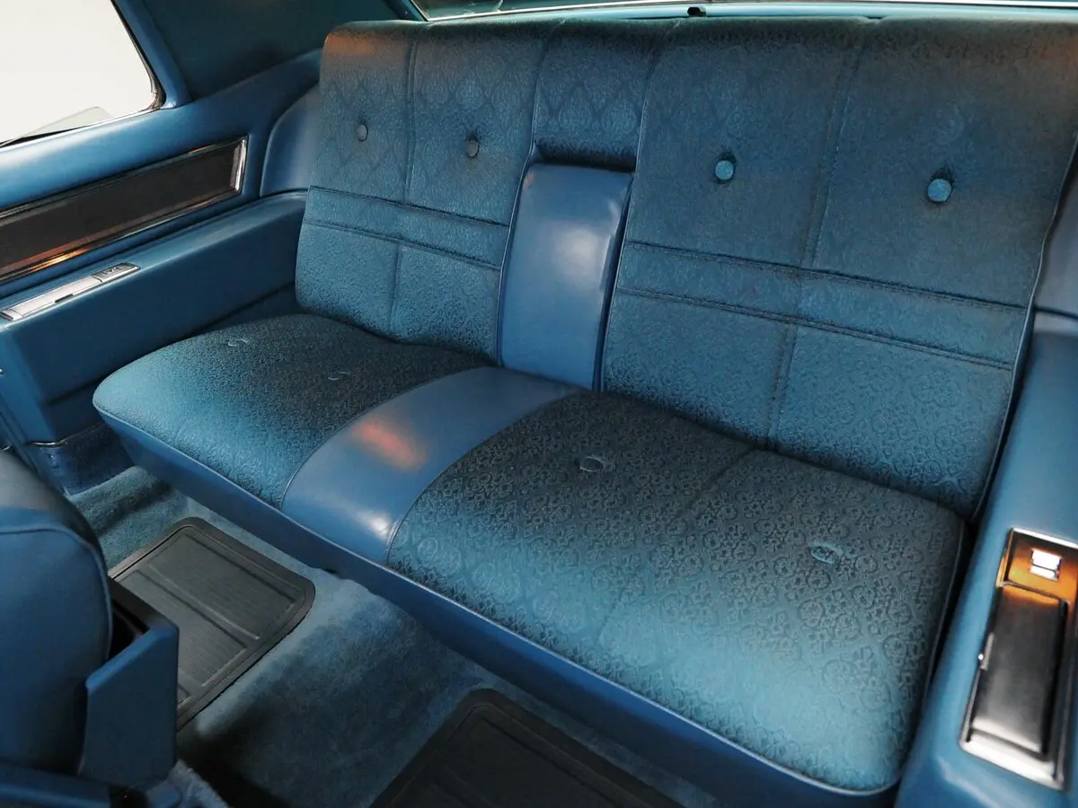 Cadillac DeVille IV Купе-хардтоп — сүрөт 7