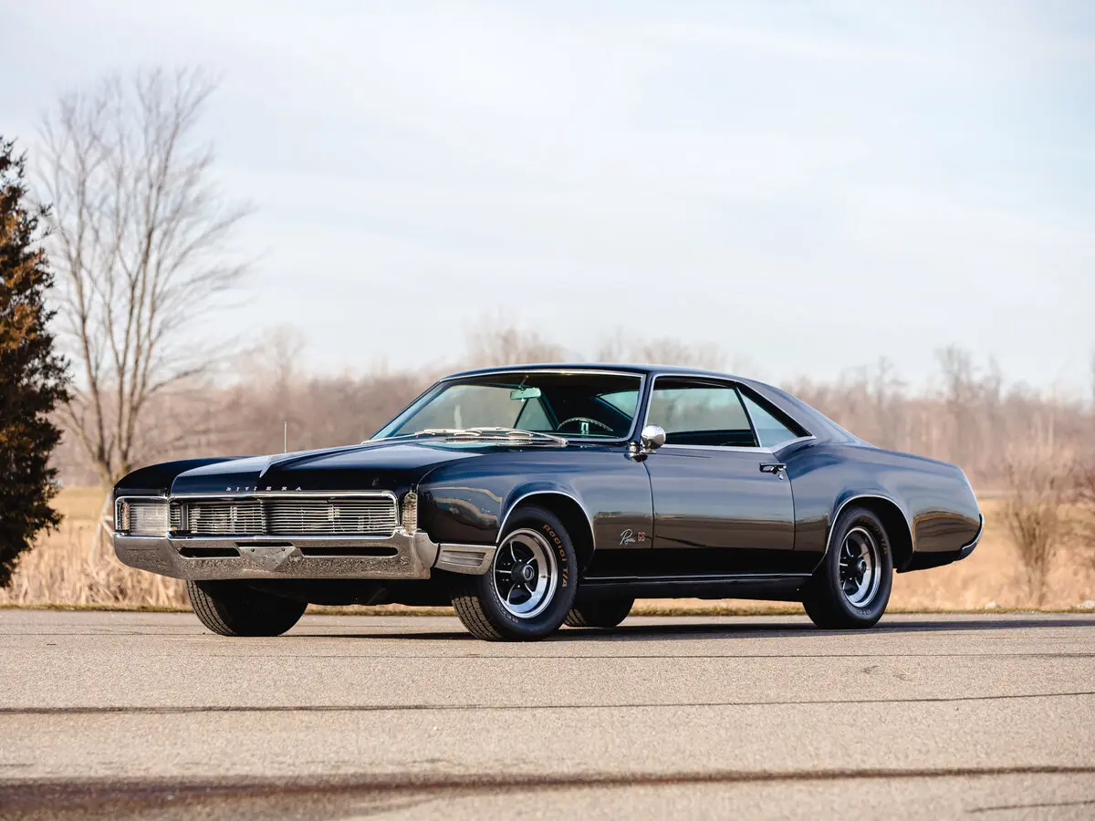 Buick Riviera II