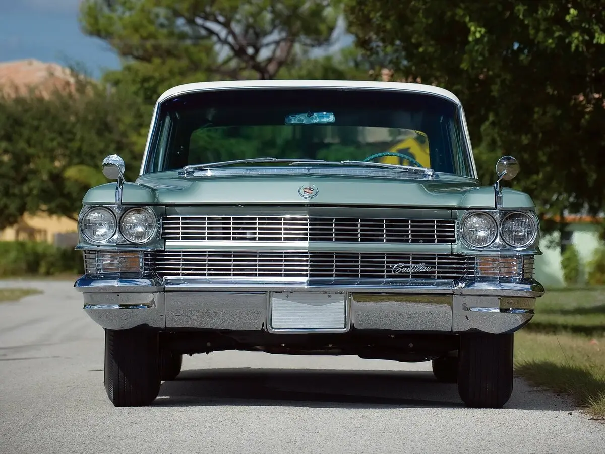 Cadillac Fleetwood 75 Series Седан — сүрөт 2