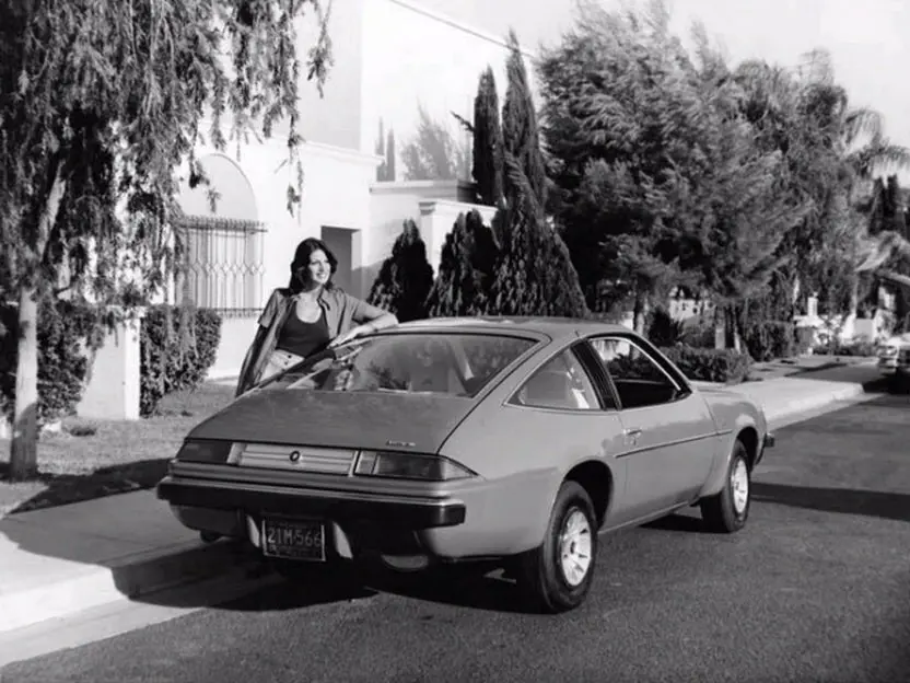 Buick Skyhawk I Хэтчбек 3 дв. — сүрөт 3