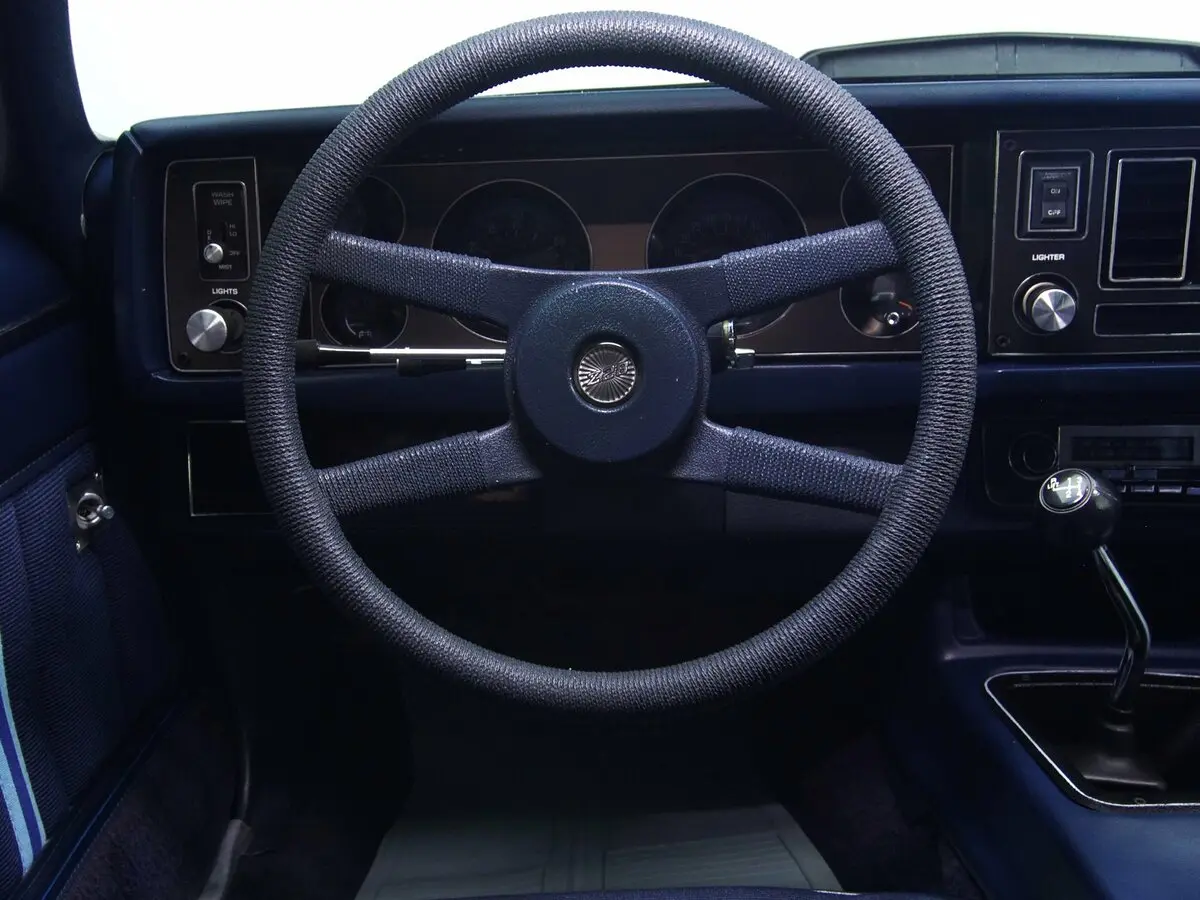 Chevrolet Camaro II Купе — сүрөт 7