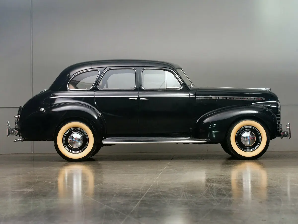 Chevrolet Special DeLuxe 1941 – 1948 Седан — сүрөт 2