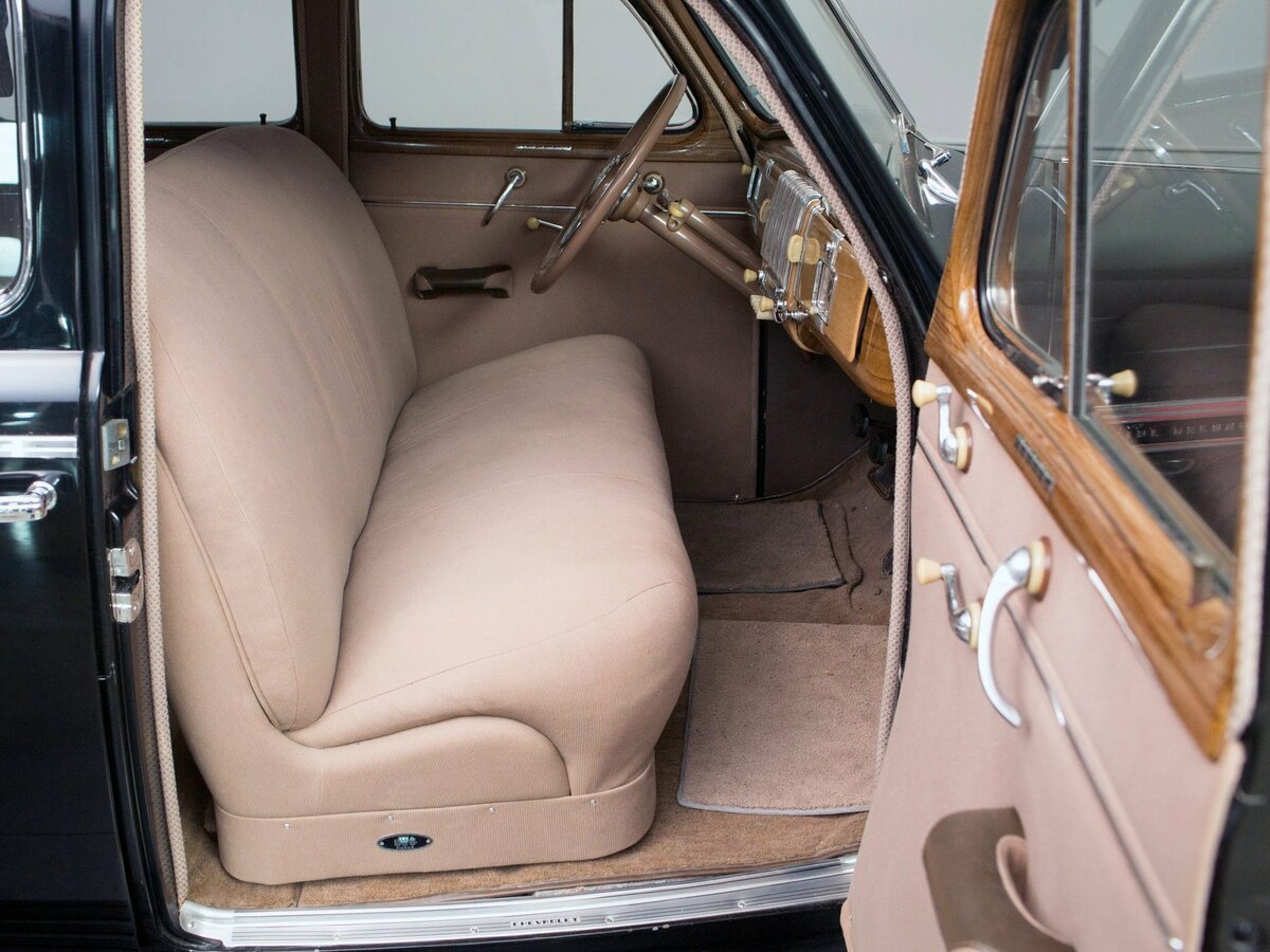 Chevrolet Special DeLuxe 1941 – 1948 Седан — фото 5