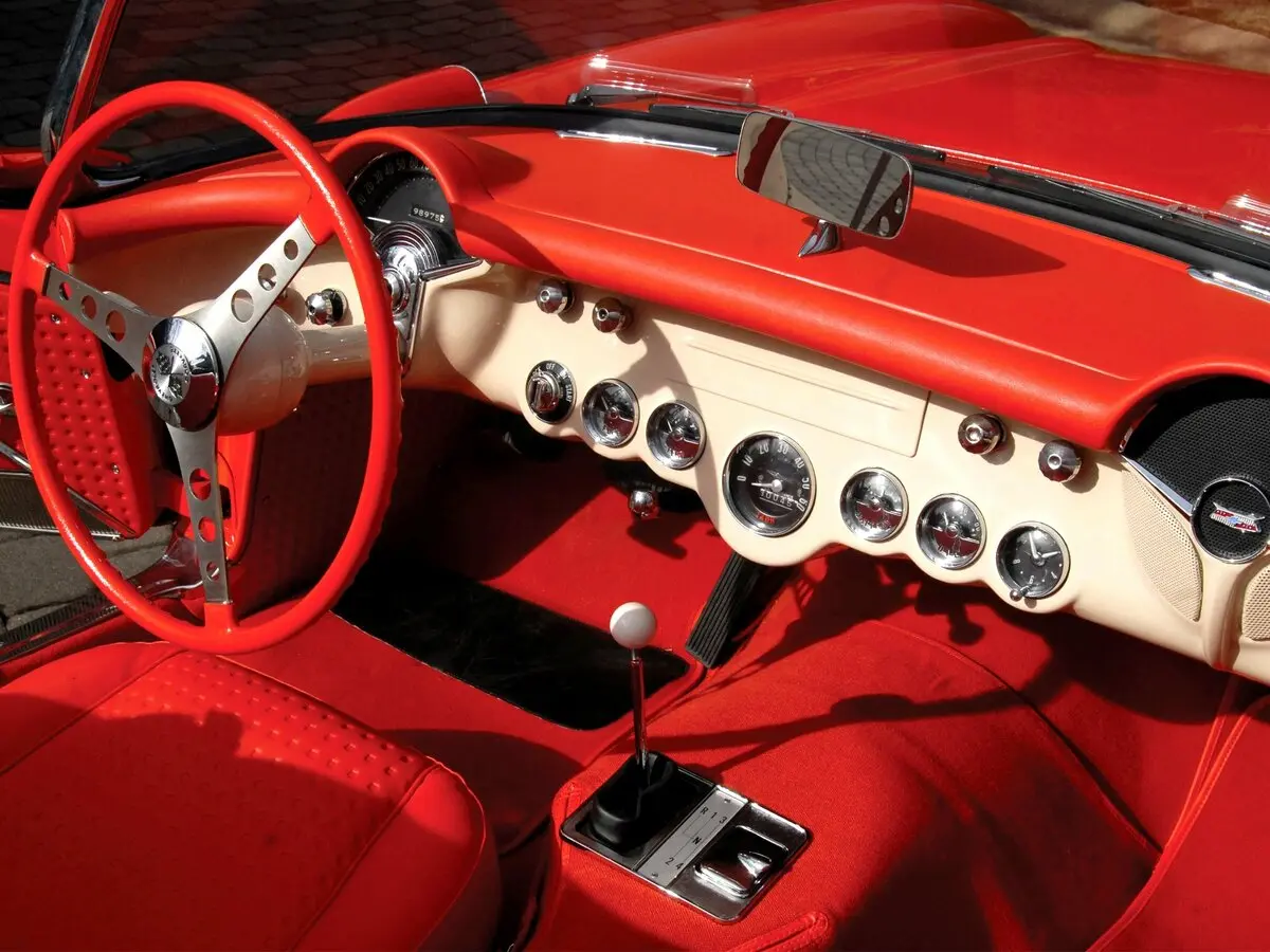 Chevrolet Corvette C1 Купе — сүрөт 6