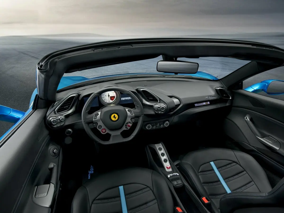 Ferrari 488 2015 – 2019 Родстер Spider — photo 6