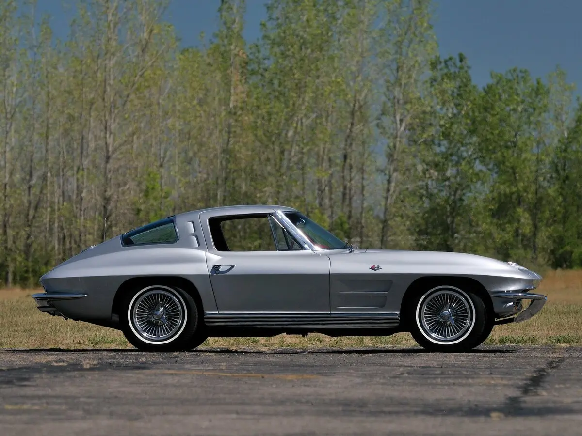Chevrolet Corvette C2 Купе — сүрөт 2