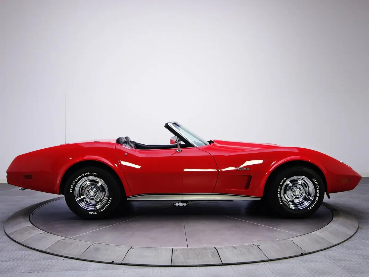 Chevrolet Corvette C3 Кабриолет — сүрөт 2