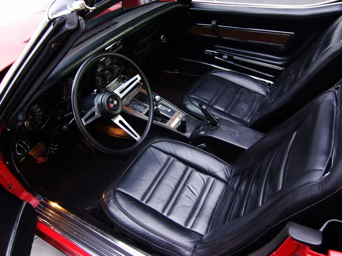 Chevrolet Corvette C3 Кабриолет — сүрөт 6
