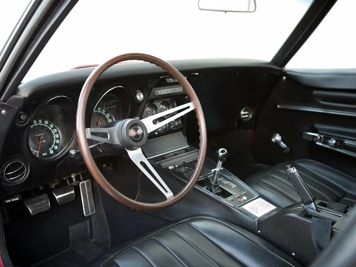 Chevrolet Corvette C3 Купе — сүрөт 7