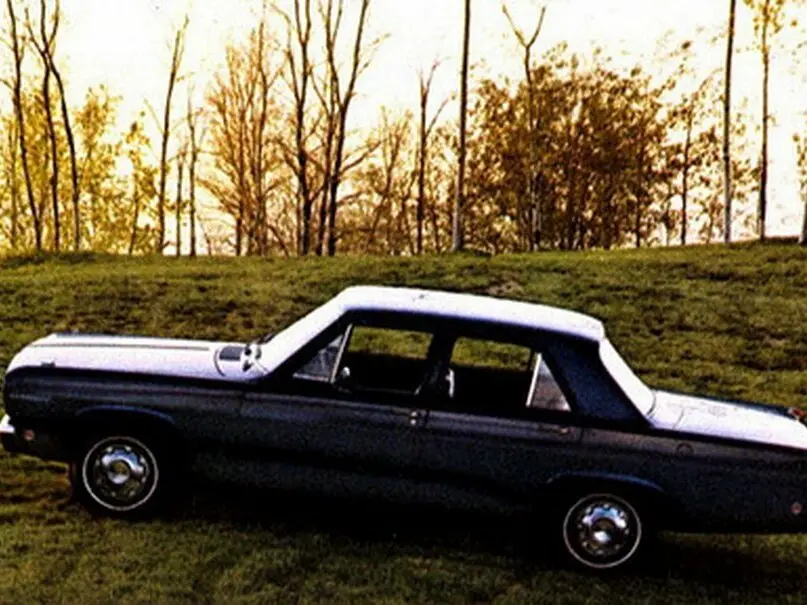 Plymouth Valiant III Седан — сүрөт 2