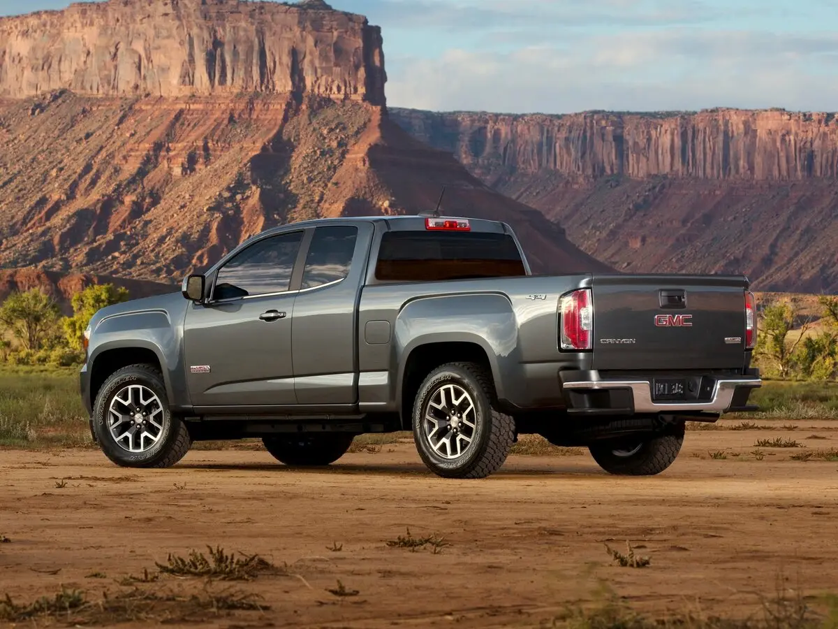 GMC Canyon II Пикап Полуторная кабина — сүрөт 3