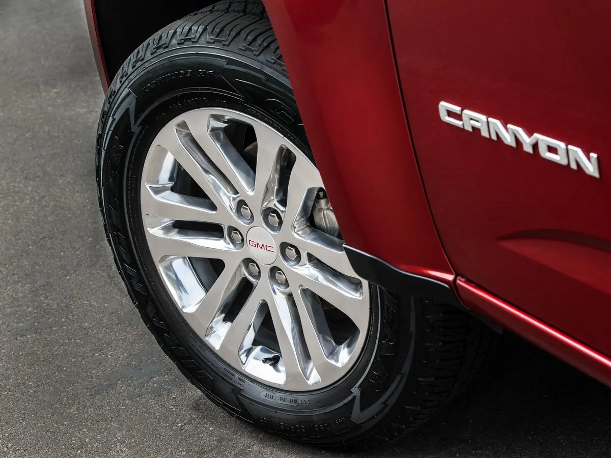 GMC Canyon II Пикап Двойная кабина — сүрөт 18