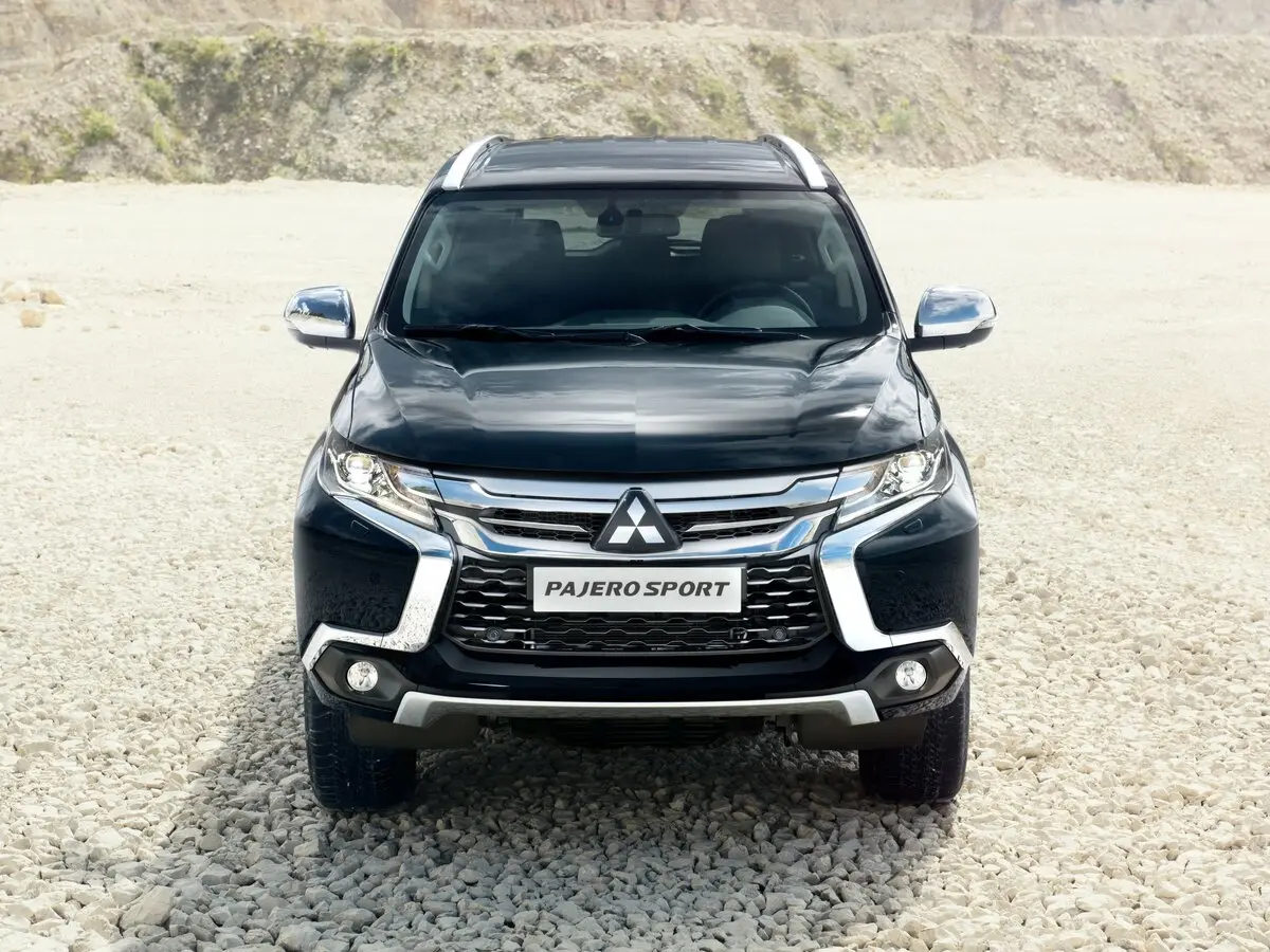 Mitsubishi Pajero Sport III Внедорожник 5 дв. — фото 3