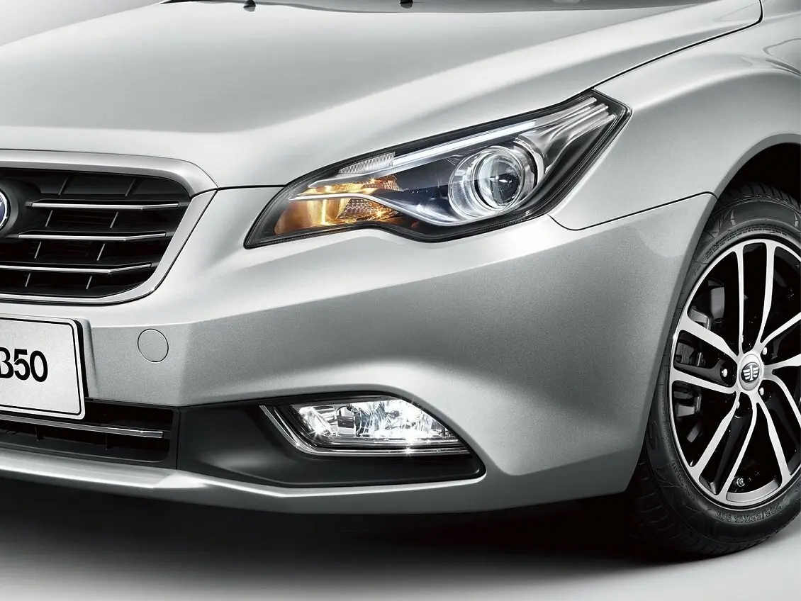 FAW Besturn B50 I Рестайлинг Седан — 照片 12
