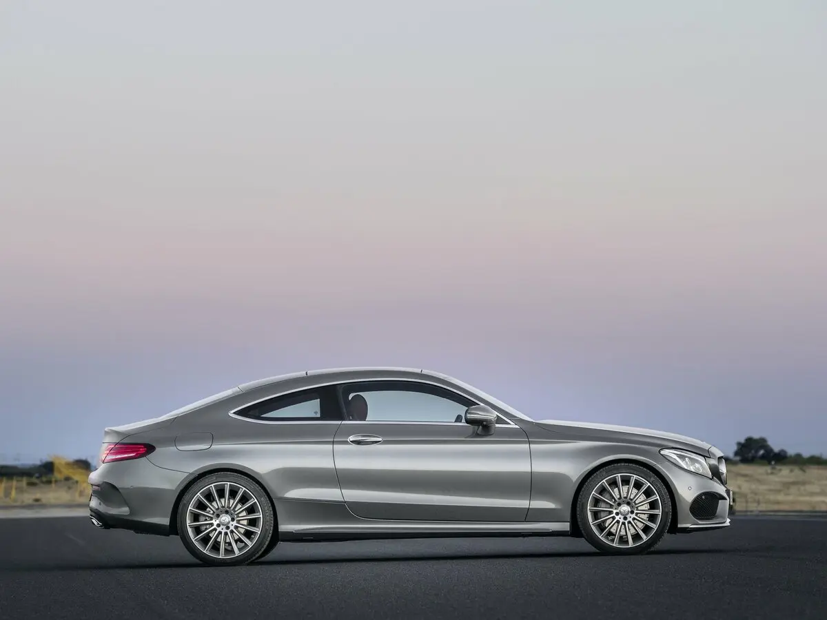 Mercedes-Benz C-Класс IV (W205) Купе — photo 2