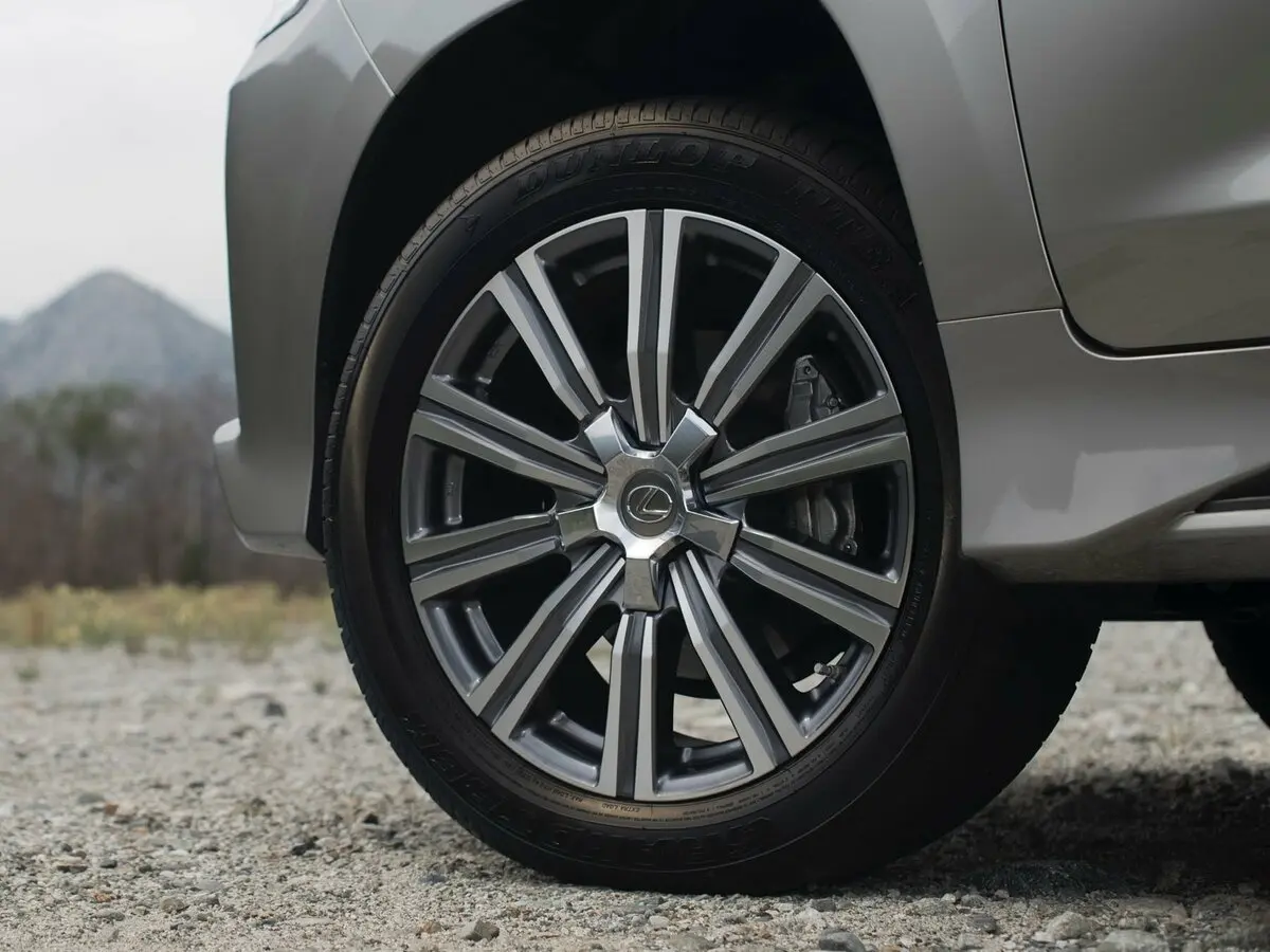 Lexus LX III Рестайлинг 2 Внедорожник 5 дв. — фото 17