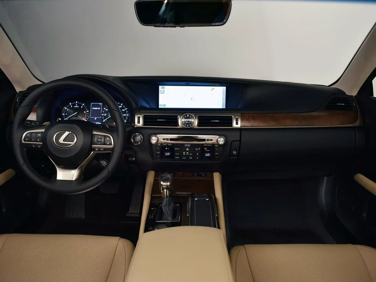Lexus GS IV Рестайлинг Седан — фото 6