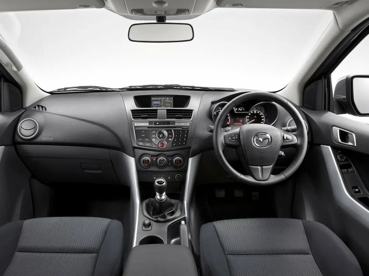 Mazda BT-50 II Пикап Полуторная кабина — сүрөт 5