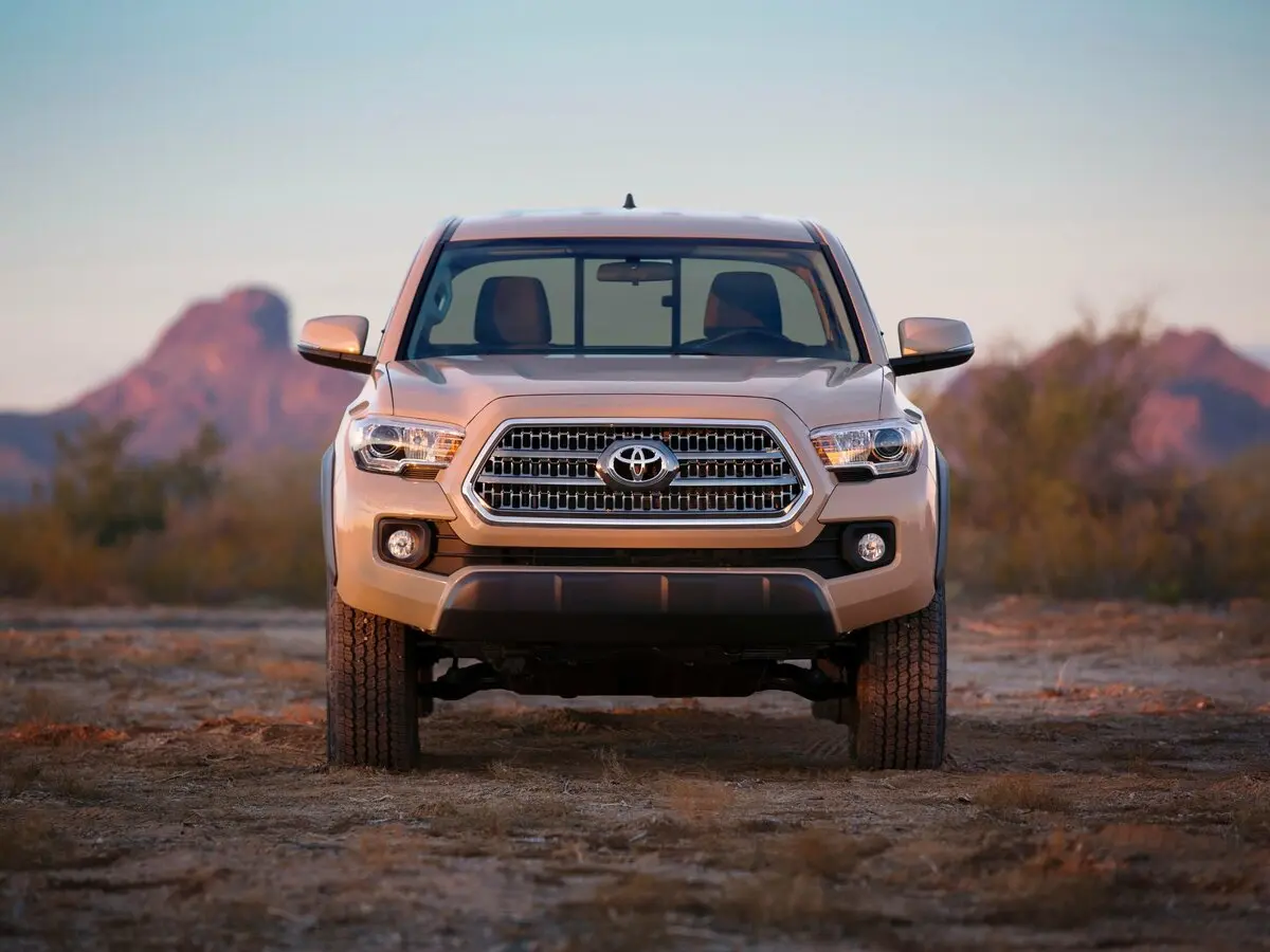 Toyota Tacoma III Пикап Полуторная кабина — сүрөт 3