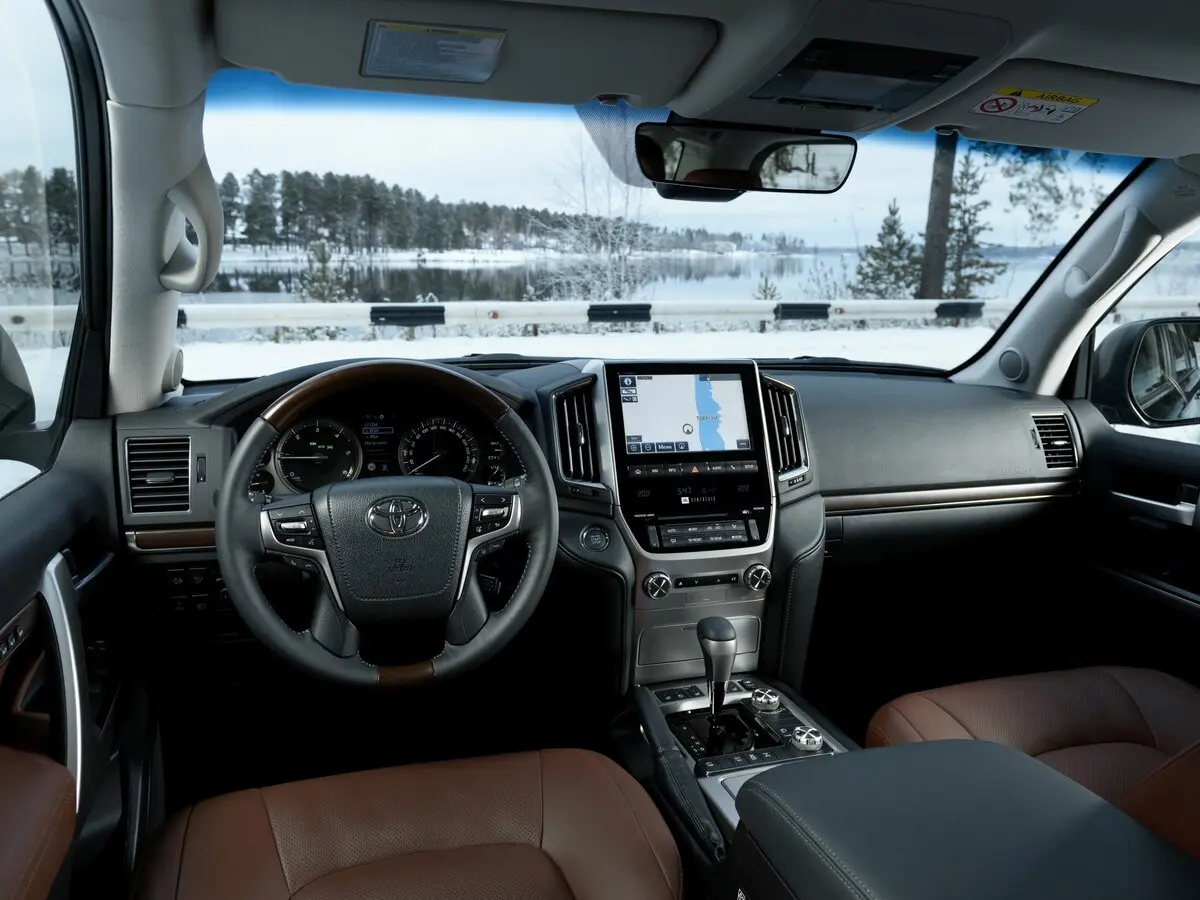 Toyota Land Cruiser 200 Series Рестайлинг 2 Внедорожник 5 дв. — фото 8