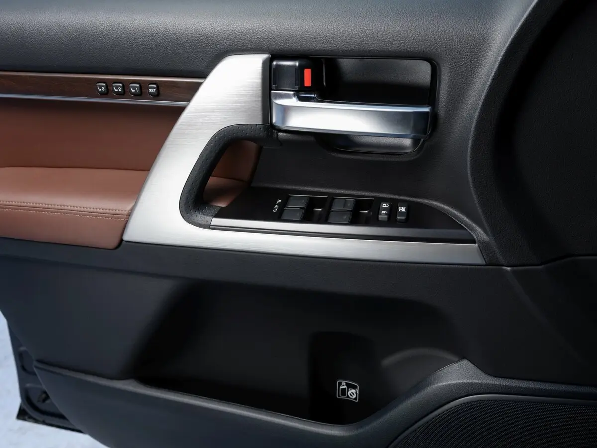 Toyota Land Cruiser 200 Series Рестайлинг 2 Внедорожник 5 дв. — фото 13