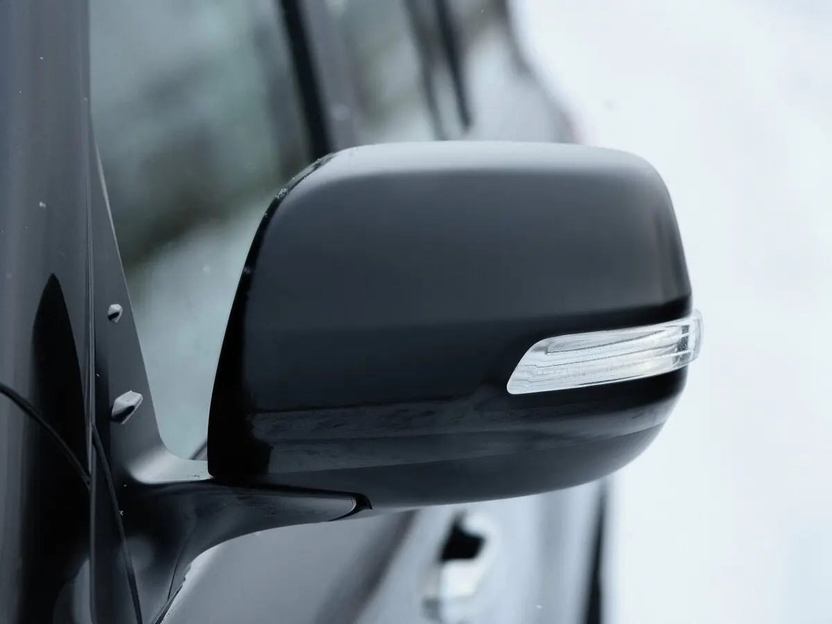 Toyota Land Cruiser 200 Series Рестайлинг 2 Внедорожник 5 дв. — фото 16