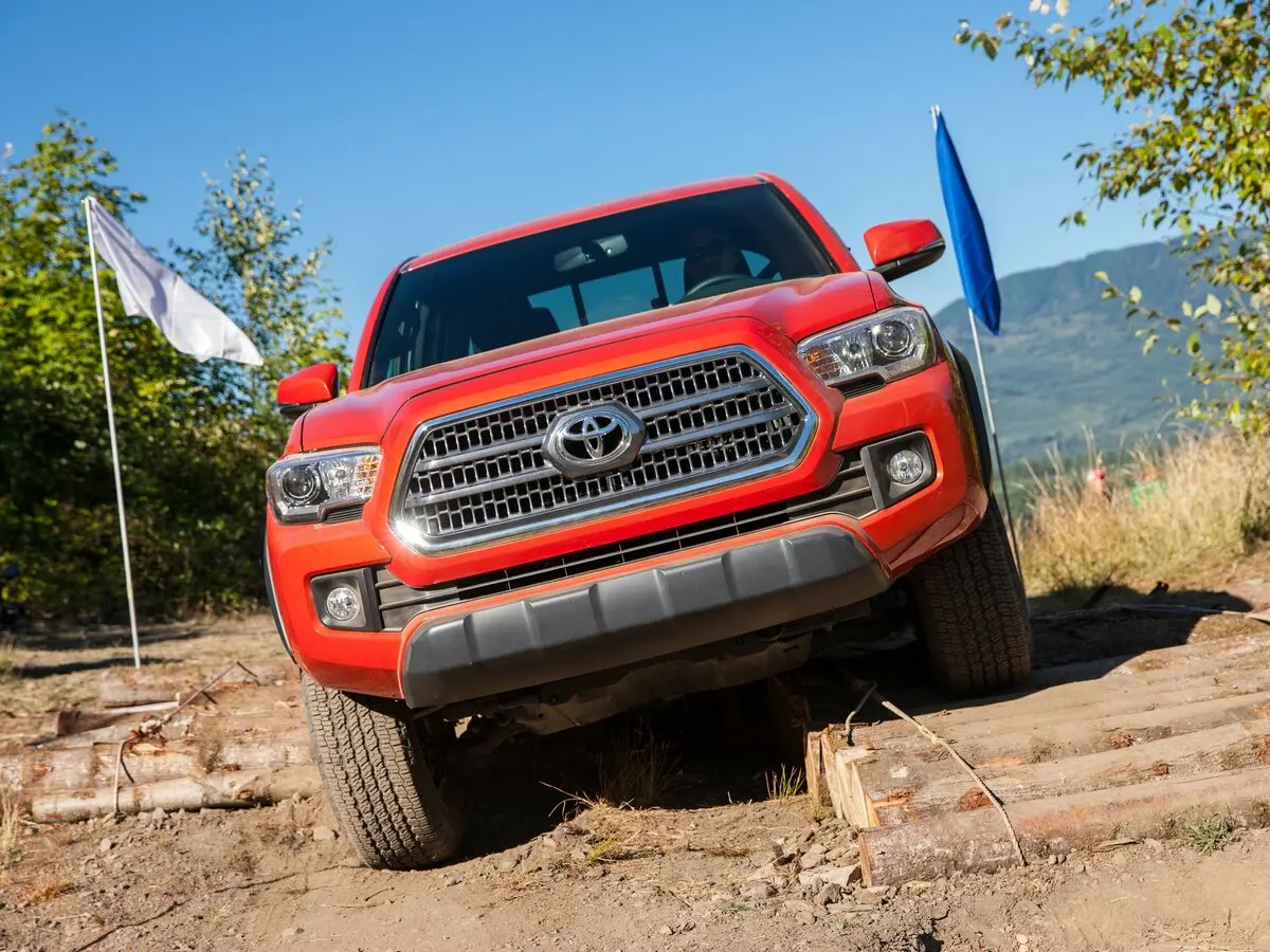 Toyota Tacoma III Пикап Двойная кабина Long — сүрөт 3