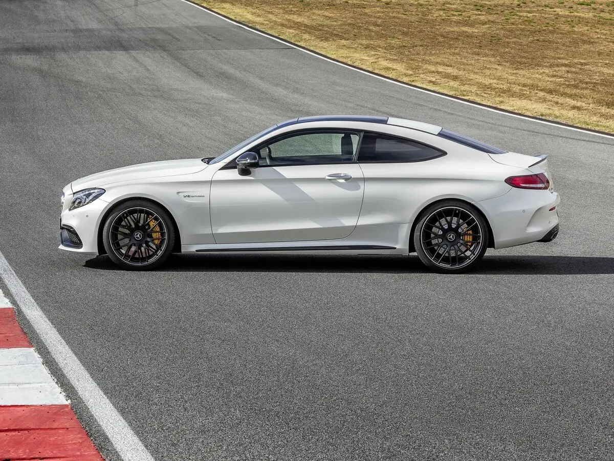 Mercedes-Benz C-Класс AMG IV (W205) Купе — сүрөт 2