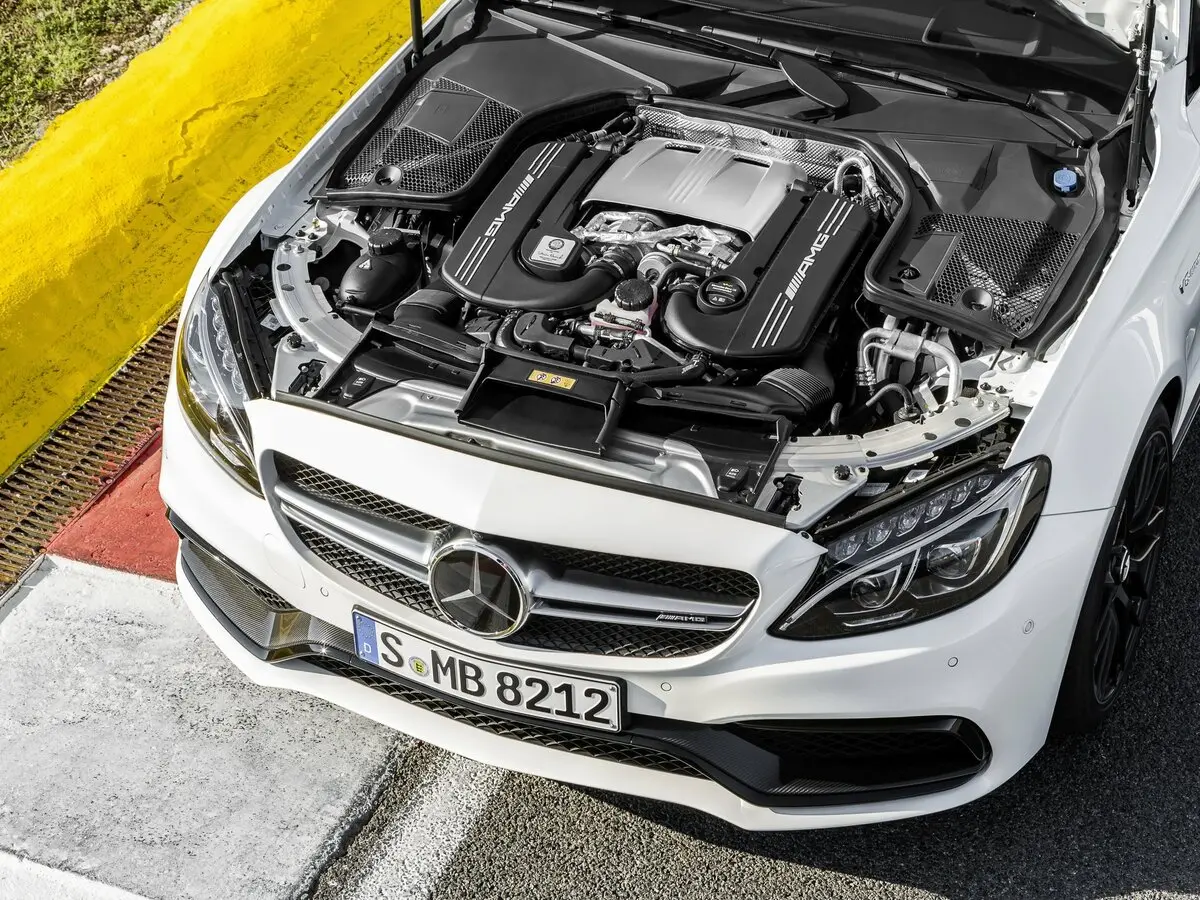 Mercedes-Benz C-Класс AMG IV (W205) Купе — сүрөт 14
