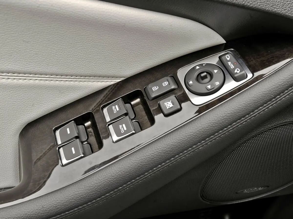 Kia Cadenza I Рестайлинг Седан — сүрөт 11