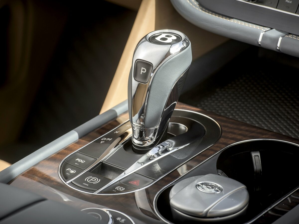 Bentley Bentayga I Внедорожник 5 дв. — фото 10