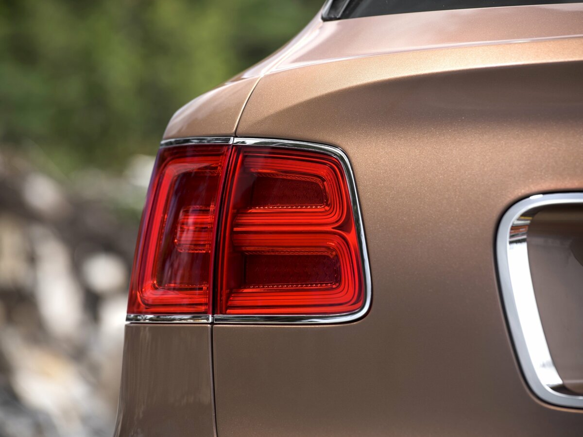 Bentley Bentayga I Внедорожник 5 дв. — фото 13