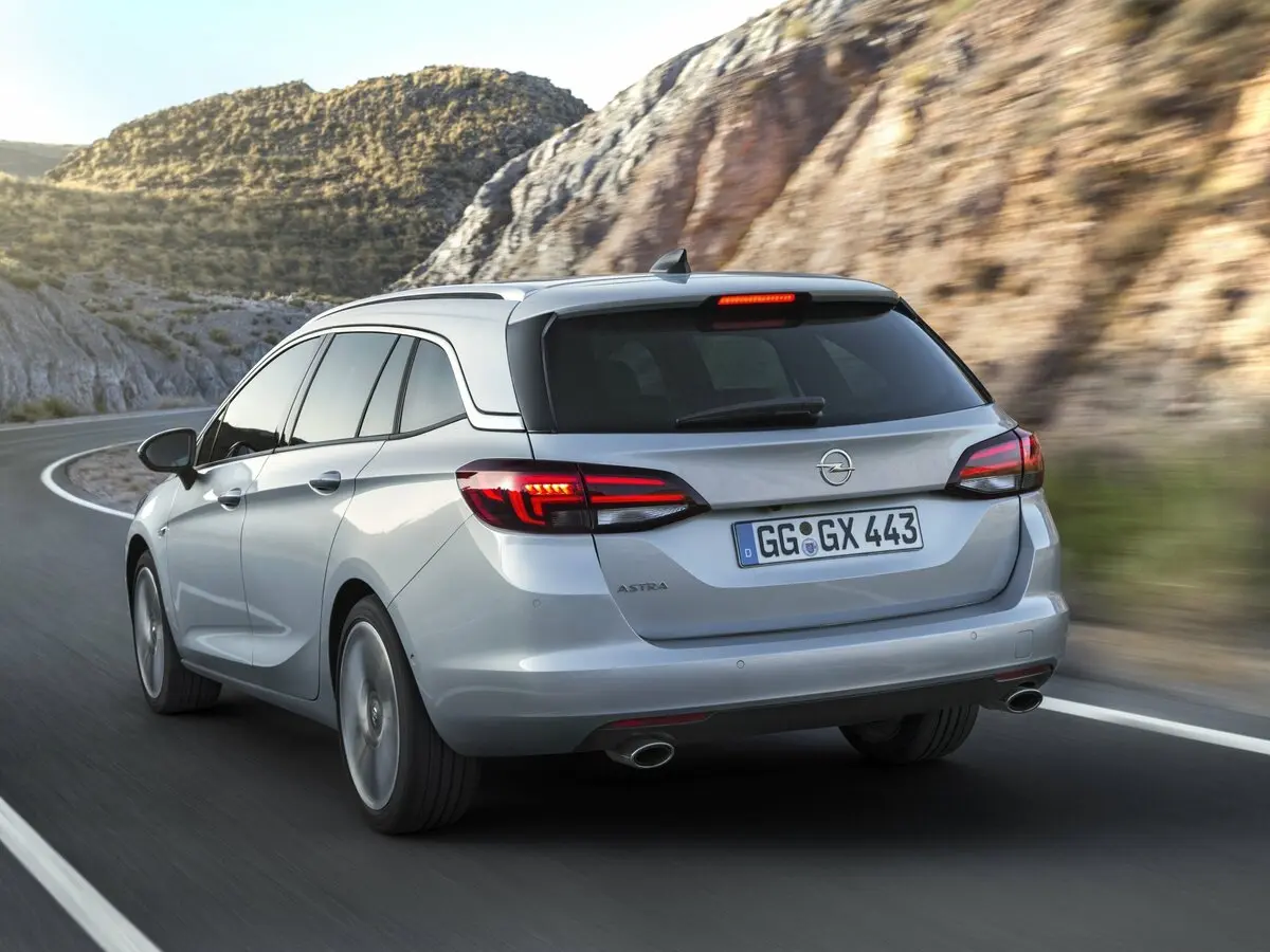 Opel Astra K Универсал 5 дв. — фото 4