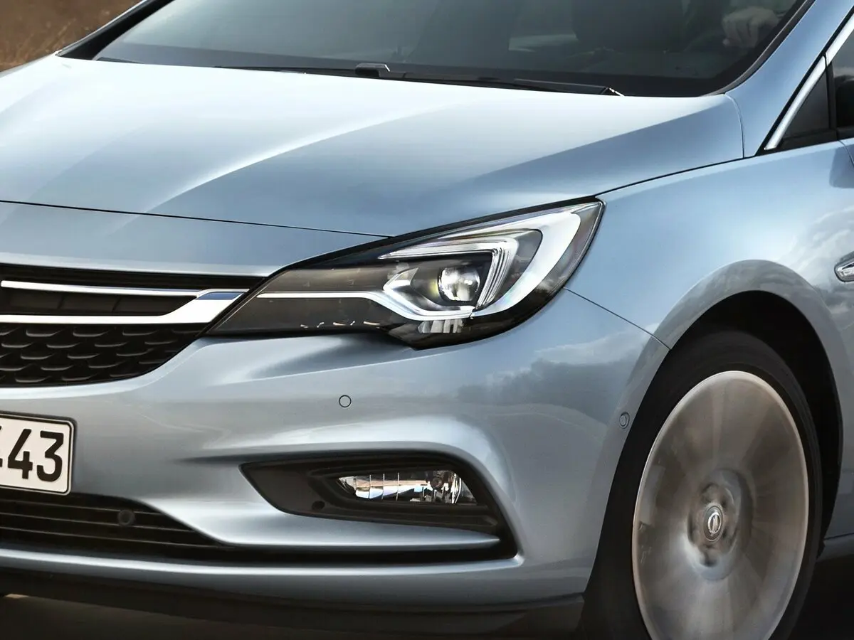 Opel Astra K Универсал 5 дв. — фото 11