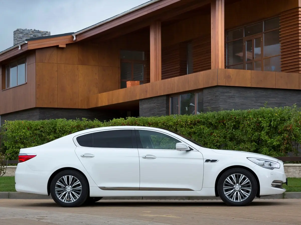 Kia Quoris I Ресталинг 2 Седан — сүрөт 2