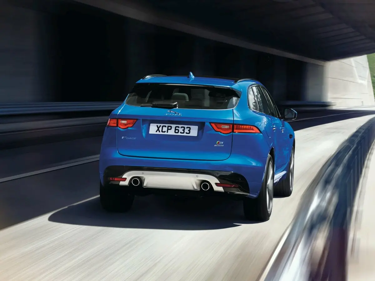 Jaguar F-Pace I Внедорожник 5 дв. — photo 4