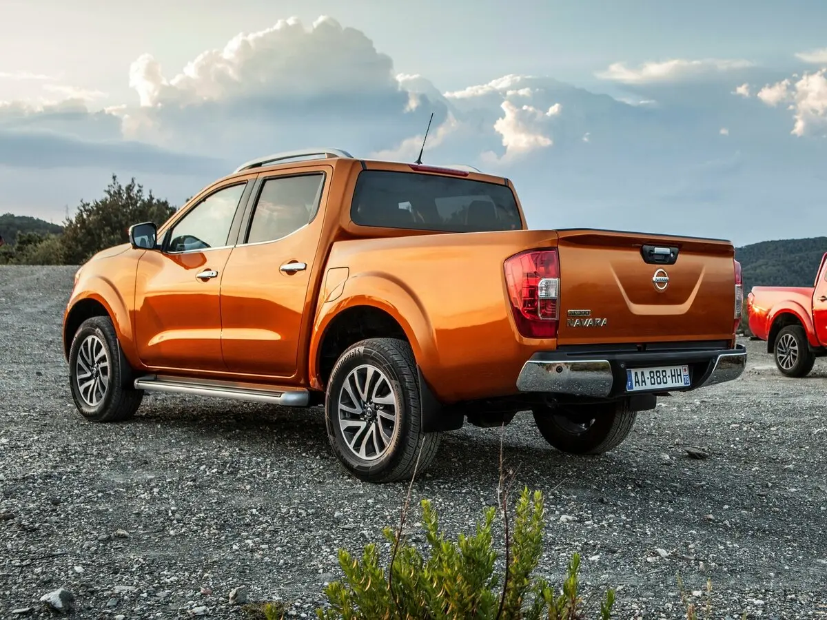 Nissan Navara (Frontier) IV (D23) Пикап Двойная кабина Double-Cab — photo 5