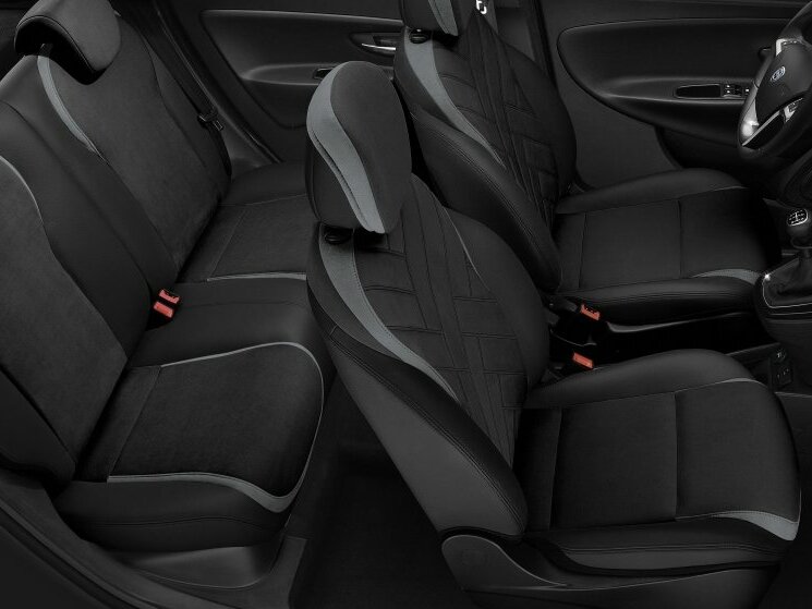 Lancia Ypsilon III (Type 846) Рестайлинг Хэтчбек 5 дв. — фото 10