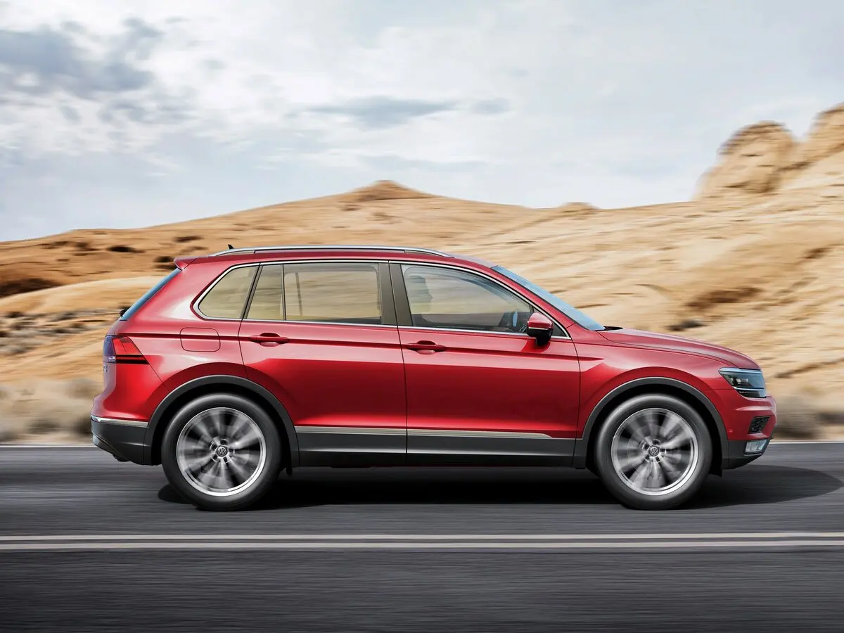 Volkswagen Tiguan II Внедорожник 5 дв. — photo 2