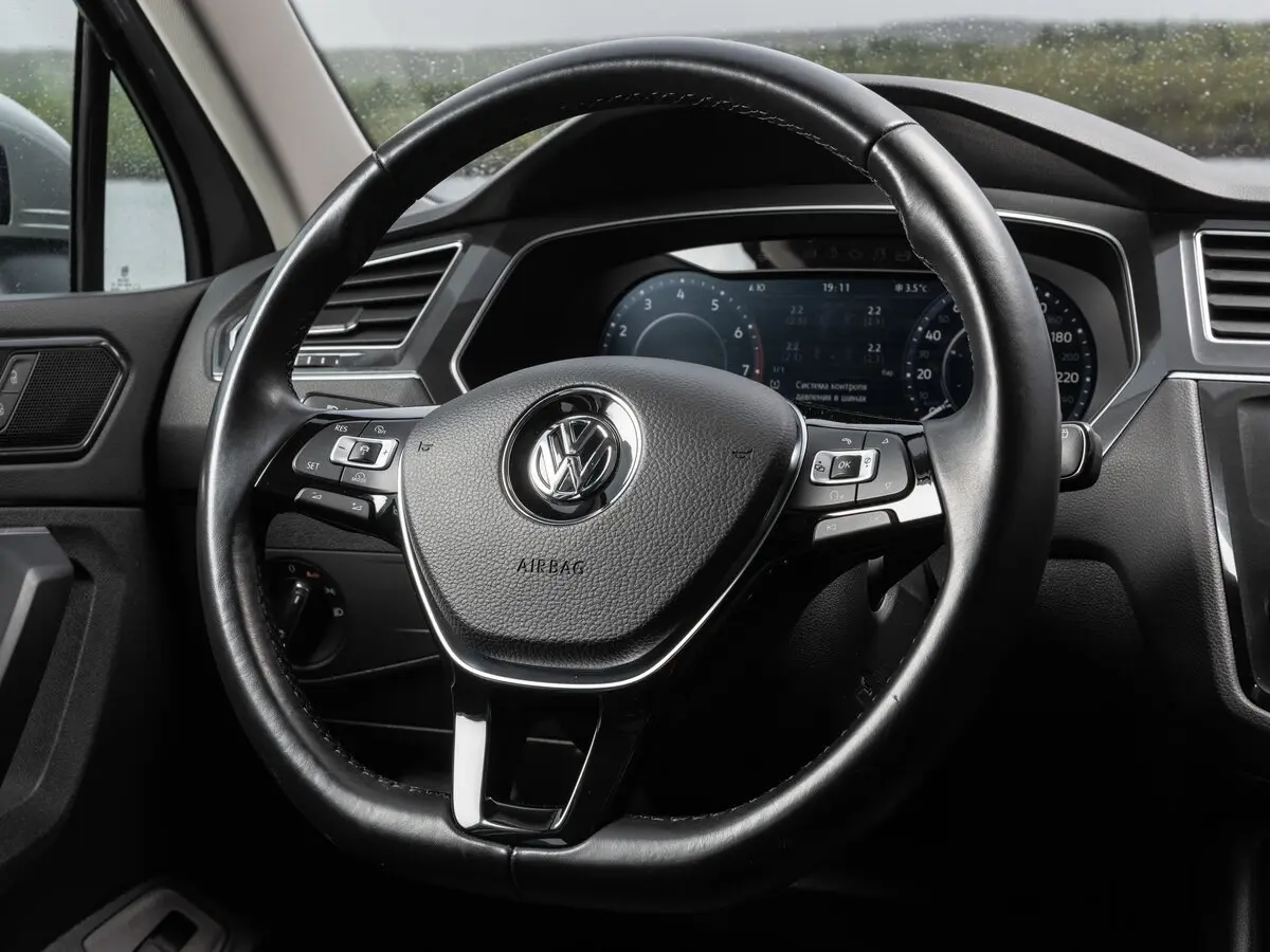 Volkswagen Tiguan II Внедорожник 5 дв. — photo 9