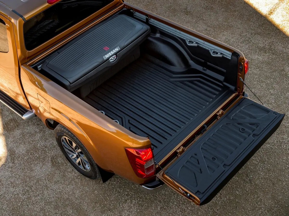 Nissan Navara (Frontier) IV (D23) Пикап Полуторная кабина King-Cab — 照片 10