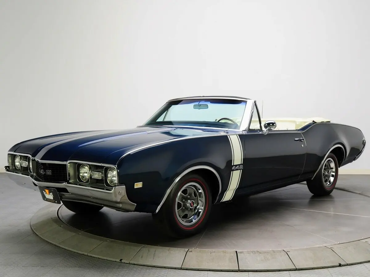Oldsmobile Cutlass III Кабриолет